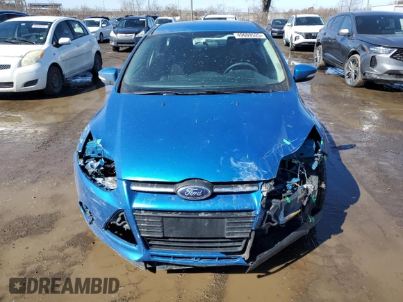 2014 Ford Focus SE with VIN 1FADP3K26EL334879, listed as a Copart auction lot 49609525 with 197,619 mi miles and Salvage Title. Bid and sale history available at carsss.com. Image 5.