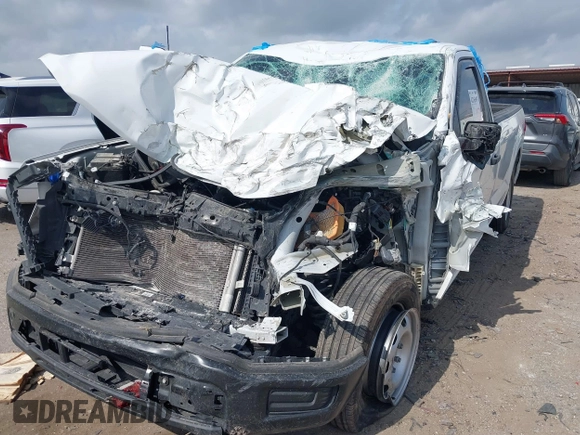 2024 Ford F-150 XL z VIN 1FTMF1KP0RKD49211, wystawiony jako IAAI lot #42163697 z przebiegiem Nie podano mil oraz . Historia ofert i sprzedaży dostępna na DreamBid. Obrazek 16.