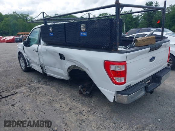 2022 Ford F-150 XL z VIN 1FTMF1CB4NKE00254, wystawiony jako IAAI lot #42334773 z przebiegiem 42 423 mil mil oraz . Historia ofert i sprzedaży dostępna na DreamBid. Obrazek 3.