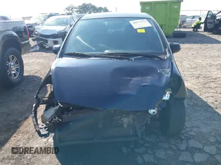 2008 Honda Fit Sport with VIN JHMGD38658S034124, listed as a IAAI auction lot 38975373 with 202,822 mi miles. Bid and sale history available at carsss.com. Image 12.