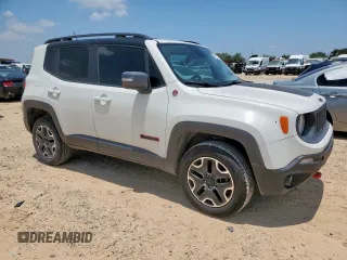 2017 Jeep Renegade Trailhawk z VIN ZACCJBCB5HPE59954, wystawiony jako Copart lot #58703705 z przebiegiem 155 407 mil mil oraz Szkoda całkowita • Salvage title. Historia ofert i sprzedaży dostępna na DreamBid. Obrazek 4.