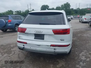 2017 Audi Q7 Premium Plus z VIN WA1LAAF74HD057367, wystawiony jako IAAI lot #42649847 z przebiegiem 90 204 mil mil oraz . Historia ofert i sprzedaży dostępna na DreamBid. Obrazek 6.