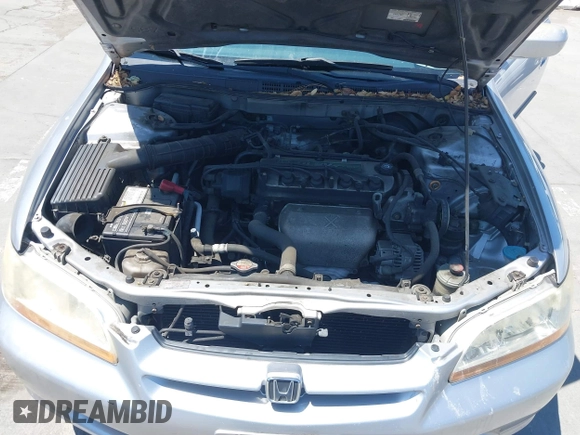1999 Honda Accord LX with VIN JHMCG665XXC033464, listed as a IAAI auction lot 42687150 with 194,076 mi miles and . Bid and sale history available at DreamBid. Image 10.