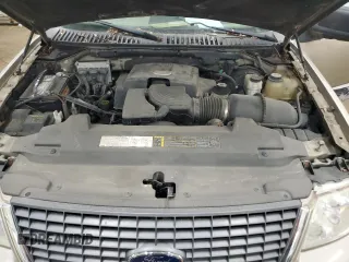 2004 Ford Expedition Special Service with VIN 1FMPU16L14LA46818, listed as a Copart auction lot 87526395 with 123,687 mi miles and Clean Title. Bid and sale history available at carsss.com. Image 12.