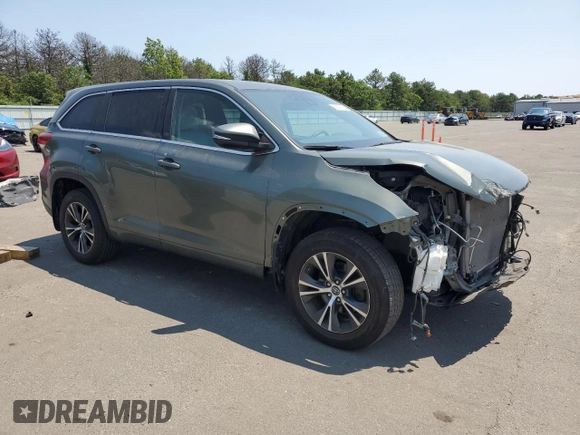 2018 Toyota Highlander LE with VIN 5TDBZRFH7JS876692, listed as a Copart auction lot 63097325 with 95,080 mi miles and Salvage title. Bid and sale history available at DreamBid. Image 4.