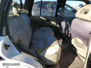 1992 Nissan Pathfinder LE with VIN JN8HD17Y8NW007411, listed as a Copart auction lot 46303355 with 200,848 mi miles and Salvage Title. Bid and sale history available at carsss.com. Image 10.