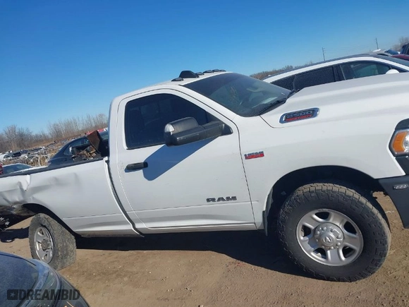 2019 Ram 2500 Tradesman with VIN 3C6MR5AJ0KG643448, listed as a IAAI auction lot 41281882 with 65,536 mi miles. Bid and sale history available at carsss.com. Image 13.