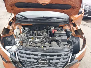 2024 Nissan Kicks SR with VIN 3N1CP5DV6RL502977, listed as a IAAI auction lot 41951182 with 25,510 mi miles and . Bid and sale history available at DreamBid. Image 10.