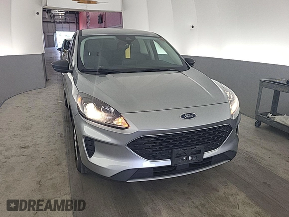 2022 Ford Escape SE z VIN 1FMCU0G67NUB33197, wystawiony jako IAAI lot #42846802 z przebiegiem 39 336 mil mil oraz . Historia ofert i sprzedaży dostępna na DreamBid. Obrazek 17.