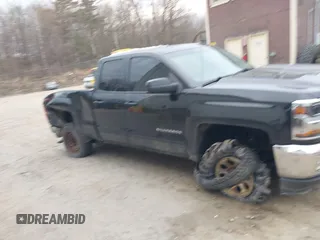 2018 Chevrolet Silverado 1500 LT with VIN 1GCVKREH6JZ189821, listed as a IAAI auction lot 42072950 with 138,980 mi miles and . Bid and sale history available at DreamBid. Image 13.