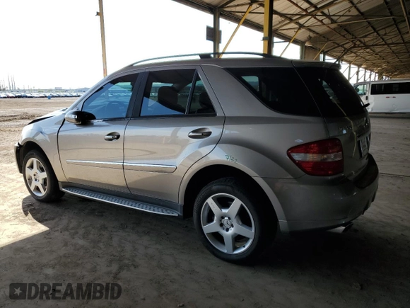 2008 Mercedes-Benz M 550 with VIN 4JGBB72E48A328981, listed as a Copart auction lot 51796925 with 97,460 mi miles and Salvage Title. Bid and sale history available at carsss.com. Image 2.
