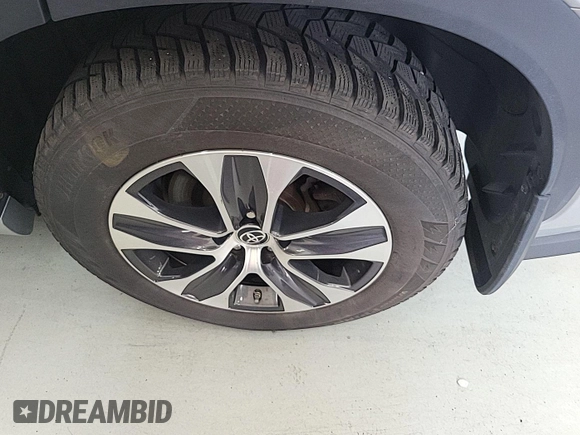 2021 Toyota Highlander XLE with VIN 5TDHZRBH0MS558143, listed as a IAAI auction lot 42859323 with 41,722 mi miles and . Bid and sale history available at DreamBid. Image 23.