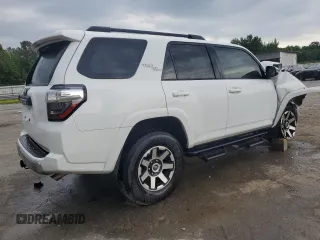 2022 Toyota 4Runner TRD Off Road Premium with VIN JTERU5JR5N6063309, listed as a Copart auction lot 54351435 with Not provided miles and Salvage title. Bid and sale history available at DreamBid. Image 3.