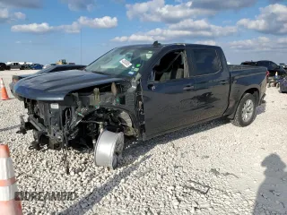 2021 Chevrolet Silverado 1500 Custom with VIN 1GCPWBEH2MZ132086, listed as a Copart auction lot 43503885 with 47,248 mi miles and Salvage Title. Bid and sale history available at DreamBid. Image 1.