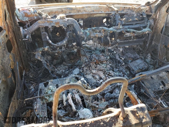 2013 GMC Yukon Denali with VIN 1GKS1EEF0DR308968, listed as a Copart auction lot 48947245 with 0 mi miles and Salvage Title. Bid and sale history available at carsss.com. Image 8.