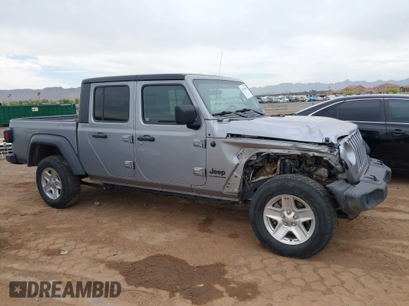 2020 Jeep Gladiator Sport S with VIN 1C6HJTAG1LL141165, listed as a IAAI auction lot 42013668 with 176,107 mi miles. Bid and sale history available at carsss.com. Image 13.
