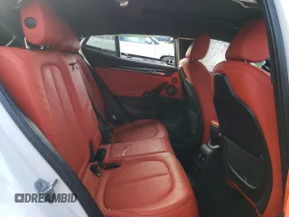 2022 BMW X2 sDrive28i with VIN WBXYH9C05N5T67775, listed as a Copart auction lot 44045505 with 34,100 mi miles and Salvage Title. Bid and sale history available at carsss.com. Image 12.