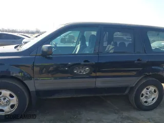 2005 Honda Pilot LX with VIN 2HKYF18135H540778, listed as a IAAI auction lot 41790068 with 203,191 mi miles. Bid and sale history available at carsss.com. Image 15.