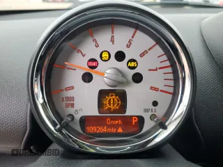 2013 MINI Countryman S ALL4 with VIN WMWZC5C52DWP32567, listed as a Copart auction lot 51462345 with 109,264 mi miles and Salvage Title. Bid and sale history available at DreamBid. Image 9.