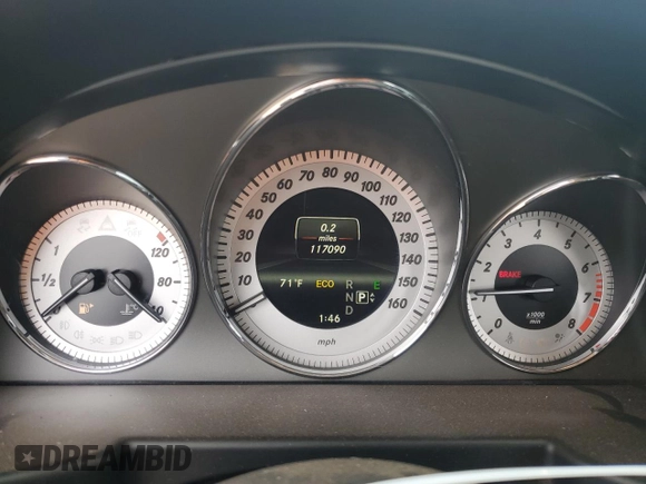 2013 Mercedes-Benz GLK 350 with VIN WDCGG8JB1DF993630, listed as a Copart auction lot 72516884 with 117,090 mi miles and Clean Title. Bid and sale history available at DreamBid. Image 9.