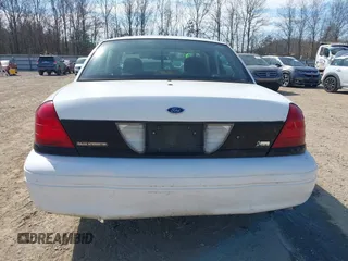 2010 Ford Police Interceptor с VIN 2FABP7BVXAX127417, выставлен на аукционе IAAI как лот 41721845 с пробегом Не указан миль и . История ставок и продаж доступна на DreamBid. Изображение 16.
