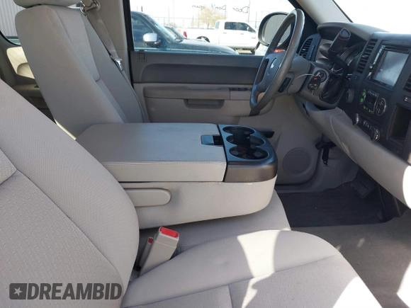 2012 Chevrolet Silverado 1500 LT with VIN 1GCRKSE7XCZ199321, listed as a IAAI auction lot 41512009 with 139,431 mi miles. Bid and sale history available at carsss.com. Image 5.