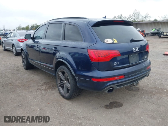 2013 Audi Q7 3.0L TDI Prestige with VIN WA1WMBFE2DD006596, listed as a IAAI auction lot 41879103 with 118,956 mi miles. Bid and sale history available at carsss.com. Image 3.
