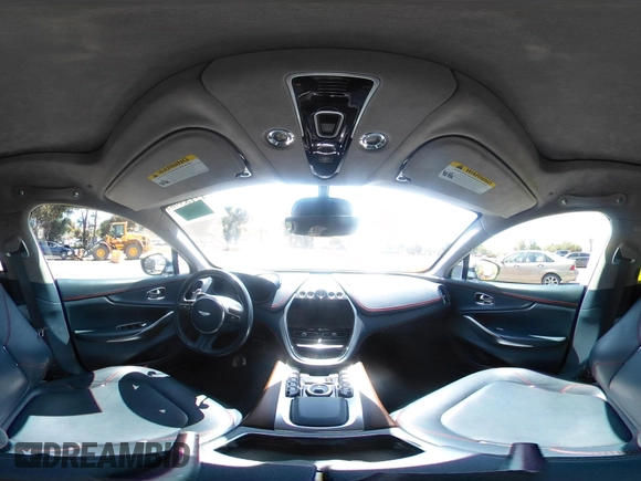 2021 Aston Martin DBX z VIN SCFVUJAW8MTV02568, wystawiony jako IAAI lot #42183964 z przebiegiem 53 608 mil mil oraz . Historia ofert i sprzedaży dostępna na DreamBid. Obrazek 18.