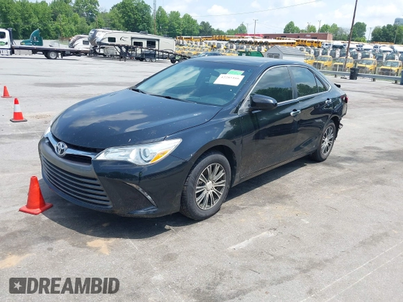 2015 Toyota Camry XLE z VIN 4T1BF1FK3FU089923, wystawiony jako IAAI lot #42285166 z przebiegiem 109 631 mil mil oraz . Historia ofert i sprzedaży dostępna na DreamBid. Obrazek 17.