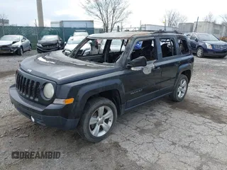 2014 Jeep Patriot Latitude with VIN 1C4NJRFBXED761411, listed as a IAAI auction lot 41914086 with Not Provided miles. Bid and sale history available at carsss.com. Image 2.