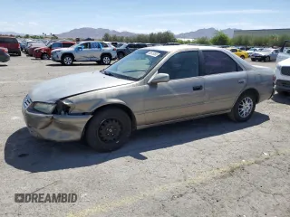 1999 Toyota Camry LE z VIN 4T1BG22K3XU429050, wystawiony jako Copart lot #53515365 z przebiegiem 293 831 mil mil oraz Szkoda całkowita • Salvage title. Historia ofert i sprzedaży dostępna na DreamBid. Obrazek 1.
