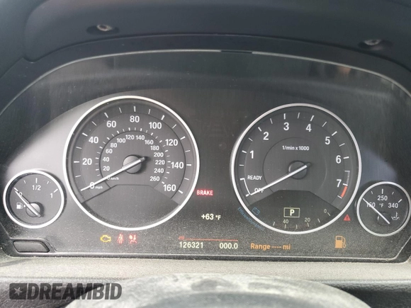 2018 BMW 3 Series 320i with VIN WBA8E1G51JNU90347, listed as a Copart auction lot 48658775 with 126,321 mi miles and Clean Title. Bid and sale history available at carsss.com. Image 9.