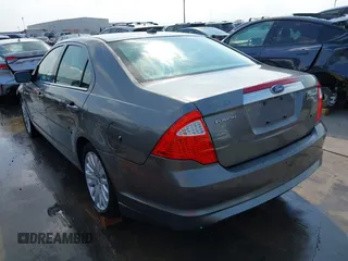 2010 Ford Fusion Hybrid with VIN 3FADP0L32AR342981, listed as a IAAI auction lot 42062235 with 287,126 mi miles. Bid and sale history available at carsss.com. Image 3.