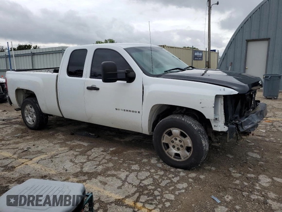 2007 Chevrolet Silverado 1500 LT w/1LT with VIN 1GCEC19087Z561266, listed as a Copart auction lot 68444634 with 283,996 mi miles and Salvage Title. Bid and sale history available at carsss.com. Image 4.