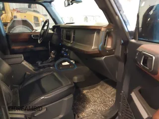 2022 Ford Bronco with VIN 1FMDE5DH0NLB06451, listed as a IAAI auction lot 42060509 with 55,624 mi miles and . Bid and sale history available at DreamBid. Image 5.