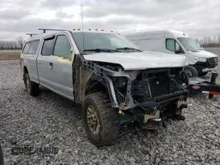 2017 Ford F-350 Platinum z VIN 1FT8W3B63HEE93093, wystawiony jako Copart lot #46731053 z przebiegiem Nie podano mil oraz . Historia ofert i sprzedaży dostępna na DreamBid. Obrazek 4.