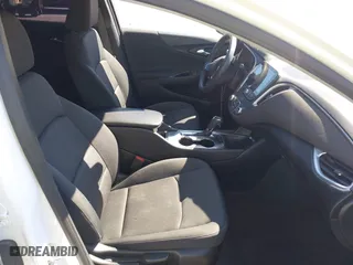 2020 Chevrolet Malibu LS with VIN 1G1ZC5STXLF147911, listed as a IAAI auction lot 41657390 with 61,932 mi miles. Bid and sale history available at carsss.com. Image 5.