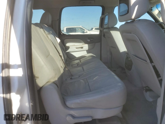2014 GMC Yukon XL SLT with VIN 1GKS1KE07ER235724, listed as a Copart auction lot 84647084 with 192,625 mi miles and Salvage Title. Bid and sale history available at carsss.com. Image 11.