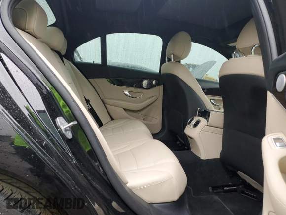 2018 Mercedes-Benz C 300 z VIN WDDWF4KB4JR415629, wystawiony jako Copart lot #59524115 z przebiegiem 59 459 mil mil oraz Czysty tytuł • Clean title. Historia ofert i sprzedaży dostępna na DreamBid. Obrazek 10.