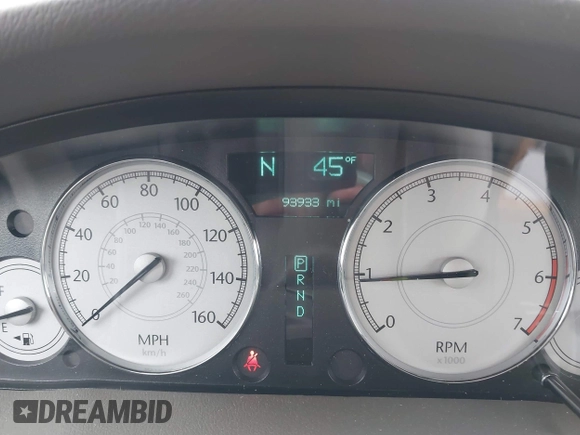 2007 Chrysler 300 C with VIN 2C3LA63H97H766771, listed as a IAAI auction lot 40188877 with 93,933 mi miles. Bid and sale history available at carsss.com. Image 7.