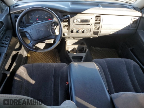 2001 Dodge Dakota z VIN 1B7HG2AX01S229161, wystawiony jako Copart lot #44562925 z przebiegiem 151 690 mil mil oraz Czysty tytuł • Clean title. Historia ofert i sprzedaży dostępna na DreamBid. Obrazek 8.