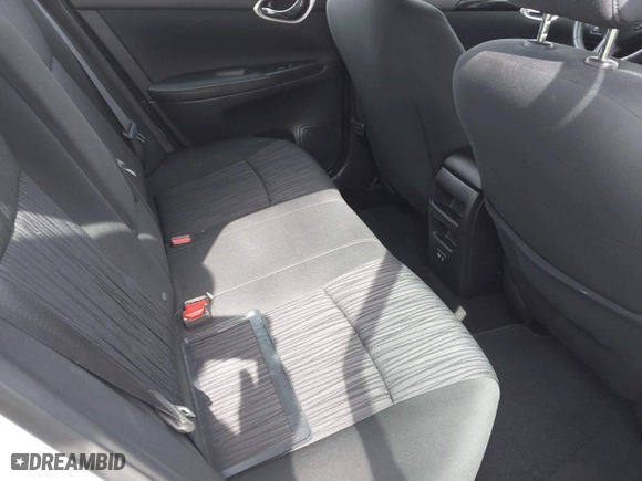 2019 Nissan Sentra SR with VIN 3N1AB7AP3KY380708, listed as a IAAI auction lot 41846673 with 35,440 mi miles. Bid and sale history available at carsss.com. Image 8.