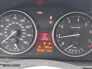 2014 BMW X1 sDrive28i with VIN WBAVM1C58EVW48622, listed as a IAAI auction lot 41531855 with 90,102 mi miles. Bid and sale history available at carsss.com. Image 7.