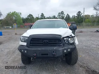 2009 Toyota Tundra 4WD Truck with VIN 5TFBW54119X085037, listed as a IAAI auction lot 41914195 with 211,913 mi miles. Bid and sale history available at carsss.com. Image 12.