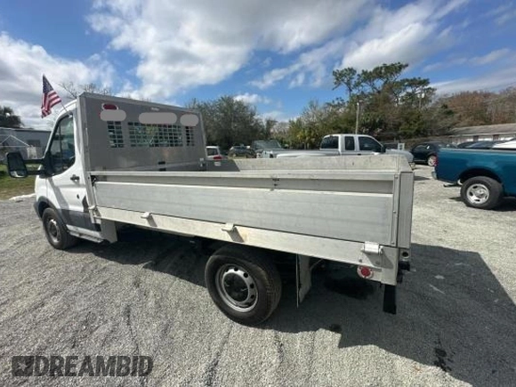 2018 Ford Transit with VIN 1FDYR5ZM6JKA80594, listed as a Copart auction lot 46126835 with 102,620 mi miles and Clean Title. Bid and sale history available at DreamBid. Image 3.