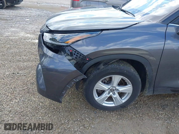 2021 Toyota Highlander L z VIN 5TDCZRAH6MS538197, wystawiony jako IAAI lot #42322488 z przebiegiem 129 014 mil mil oraz . Historia ofert i sprzedaży dostępna na DreamBid. Obrazek 18.