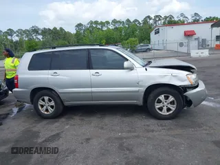 2001 Toyota Highlander with VIN JTEGF21A110013983, listed as a IAAI auction lot 42062611 with 236,536 mi miles and . Bid and sale history available at DreamBid. Image 13.