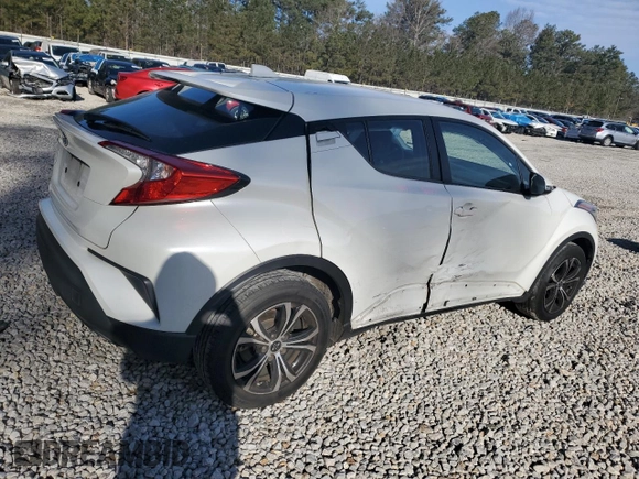 2021 Toyota C-HR LE with VIN NMTKHMBX8MR121525, listed as a Copart auction lot 47858985 with 87,809 mi miles and Salvage Title. Bid and sale history available at carsss.com. Image 3.