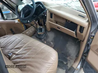 1987 Ford F-150 with VIN 1FTDF15Y6HPA66012, listed as a Copart auction lot 85805244 with 32,344 mi miles and Salvage Title. Bid and sale history available at carsss.com. Image 8.