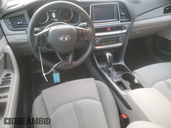 2018 Hyundai Sonata Hybrid SE with VIN KMHE24L3XJA078628, listed as a Copart auction lot 85949024 with 127,444 mi miles and Clean Title. Bid and sale history available at carsss.com. Image 8.